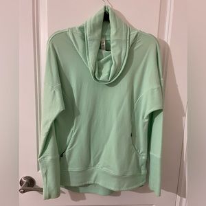 Lululemon pullover